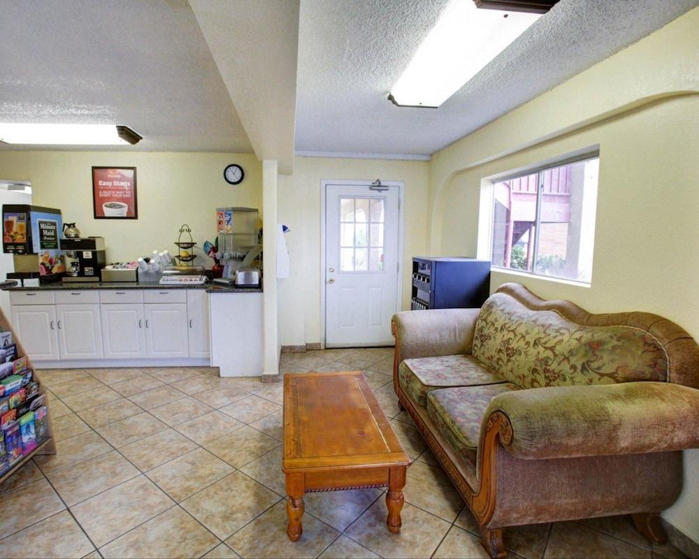 Econo Lodge San Marcos University Area Eksteriør bilde