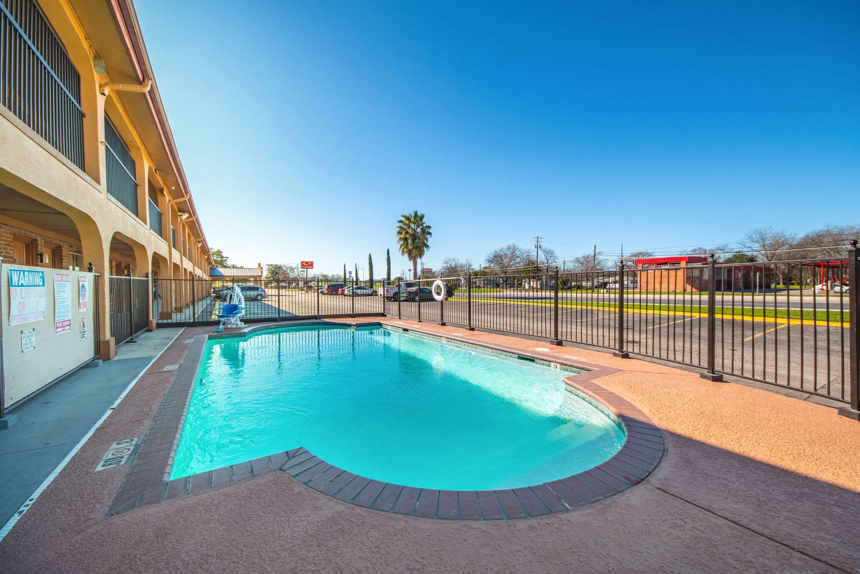 Econo Lodge San Marcos University Area Eksteriør bilde